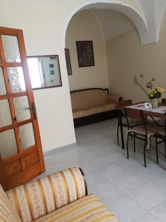 L 'Alcova Holidays Home Centro Storico Ceglie Messapica Exterior photo