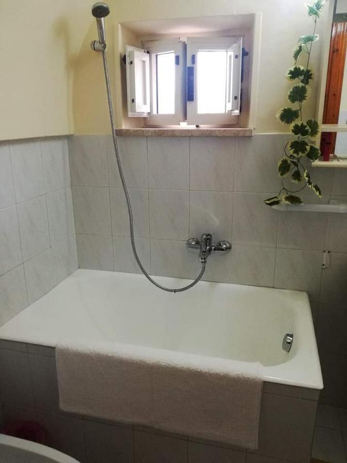L 'Alcova Holidays Home Centro Storico Ceglie Messapica Exterior photo